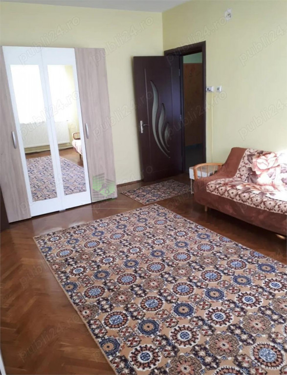 Apartament 2 camere Racadau,decomandat ,bl vila,124500 Euro