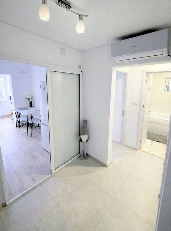 De vanzare apartament cu 2 camere Siderurgistilor Vest