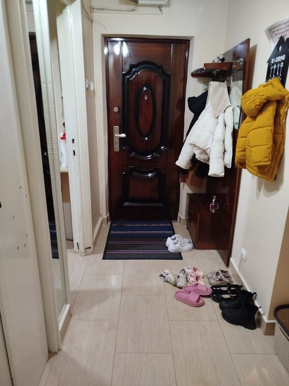 Apartament 3 camere de vânzare – Piața Centrală, etaj 3