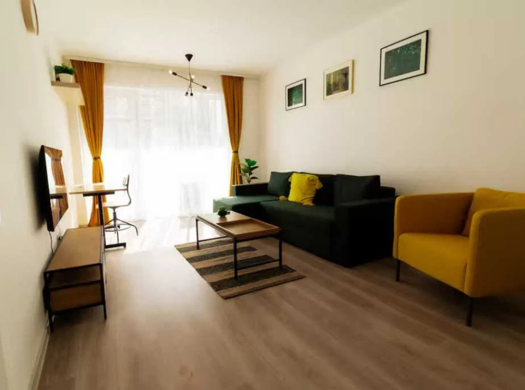 Apartament 2 camere, decomandat - zona Bartolomeu