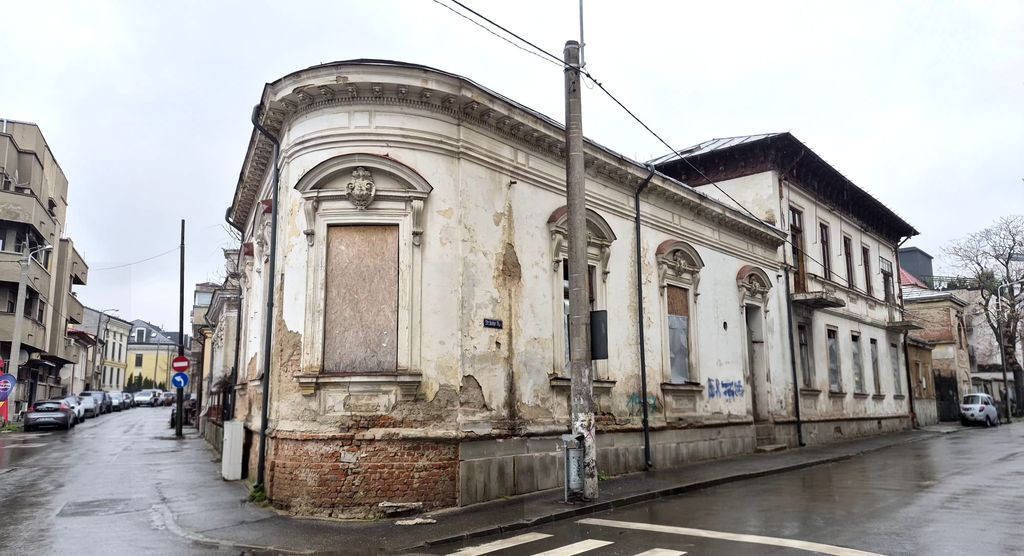 Casa 420,81 mp + teren 566 mp - Ultracentral - Unirii