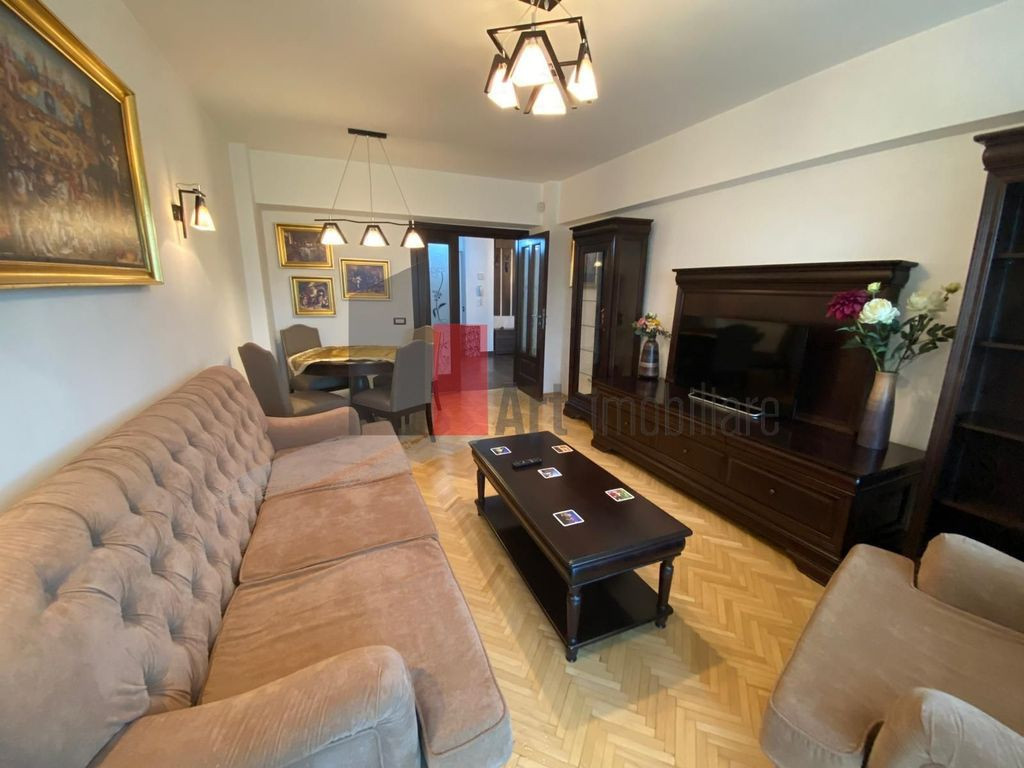 Apartament cu doua camere de vanzare-Unirii-Alba Iulia