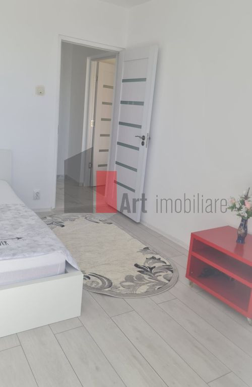Apartament cu 2 camere de vanzare-1 Decembrie 1918-Titan-...