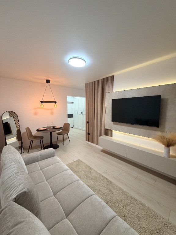 Garsoniera moderna,prima inchiriere,bl.2025, 10 min. metrou M2 Berceni