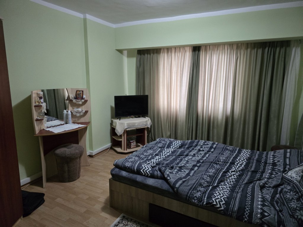 Apartament curat, cochet vizavi de spital