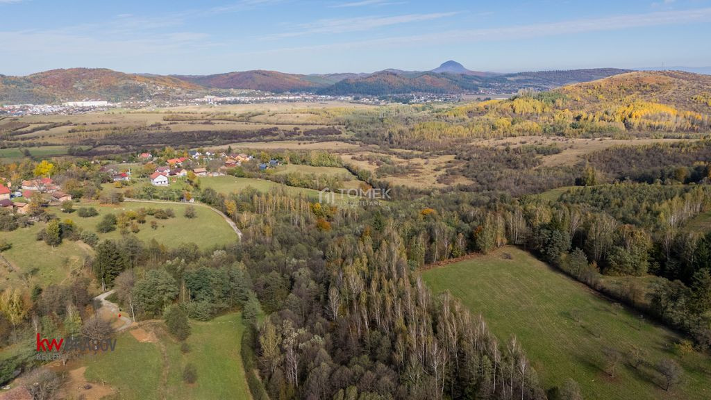 Teren intravilan în Zărnești, zona Tohanita, cu pădur...