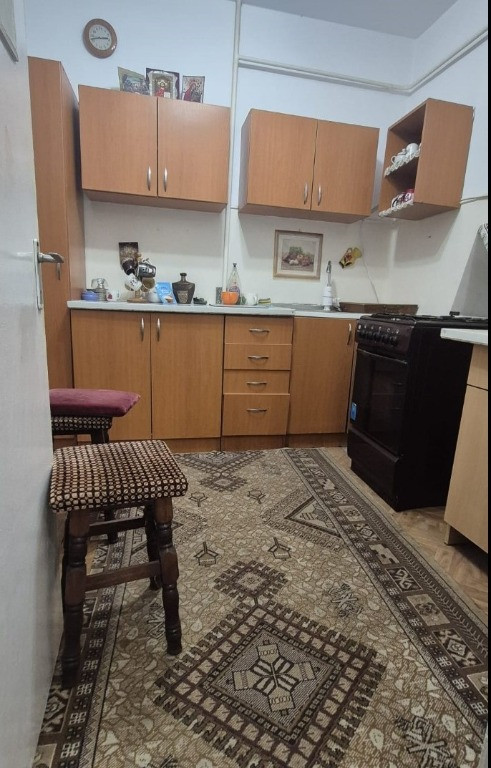 Apartament Cu 2 Camere Decomandate Etaj 1 - Zona Burdujeni