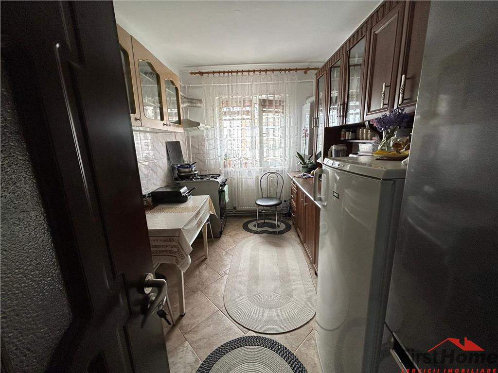 Apartament cu 2 camere de , 57mp, zona centrala, Piata Moldo