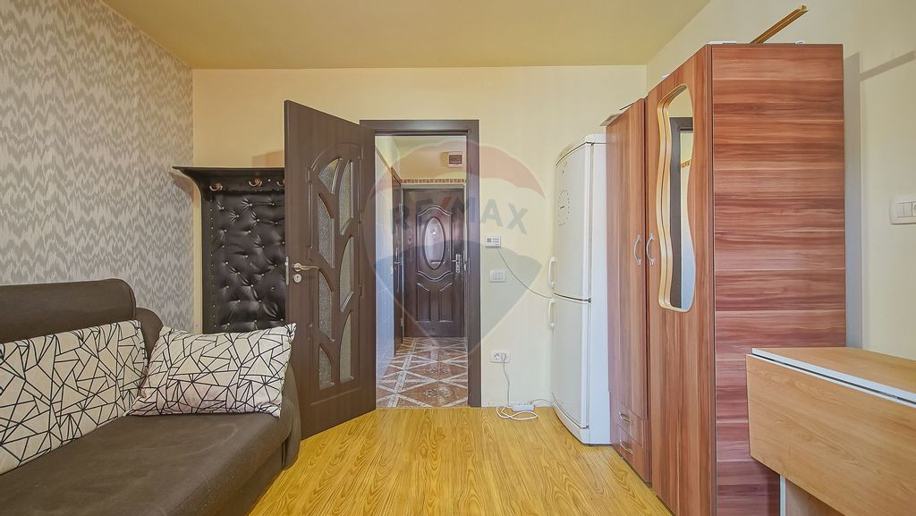 Garsoniera de închiriat, parcare subterana, etaj 1 | Zon...