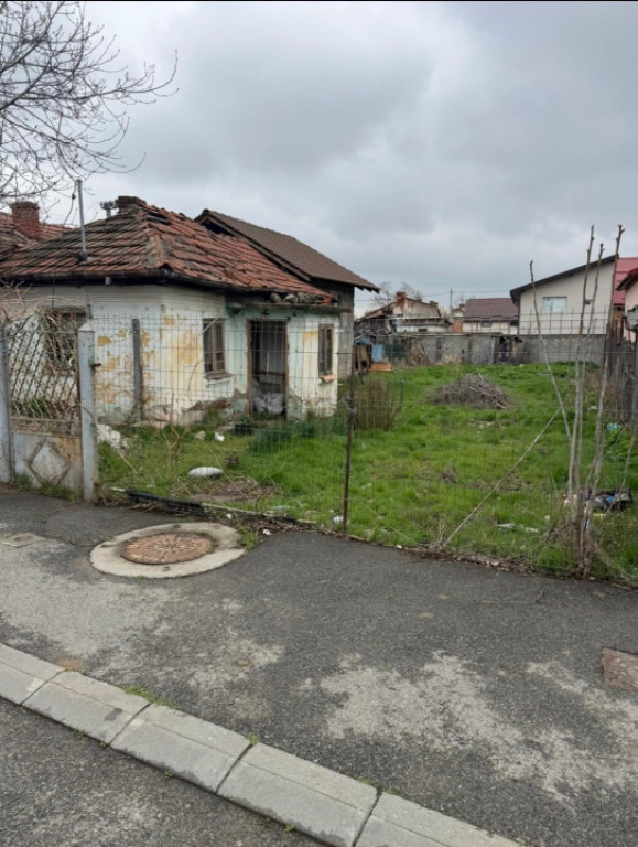Casă demolabilă – teren 425 mp, zona Catargiu