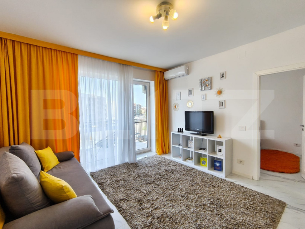 Apartament 2 camere Prima Universitatii, etaj 2, balcon, par