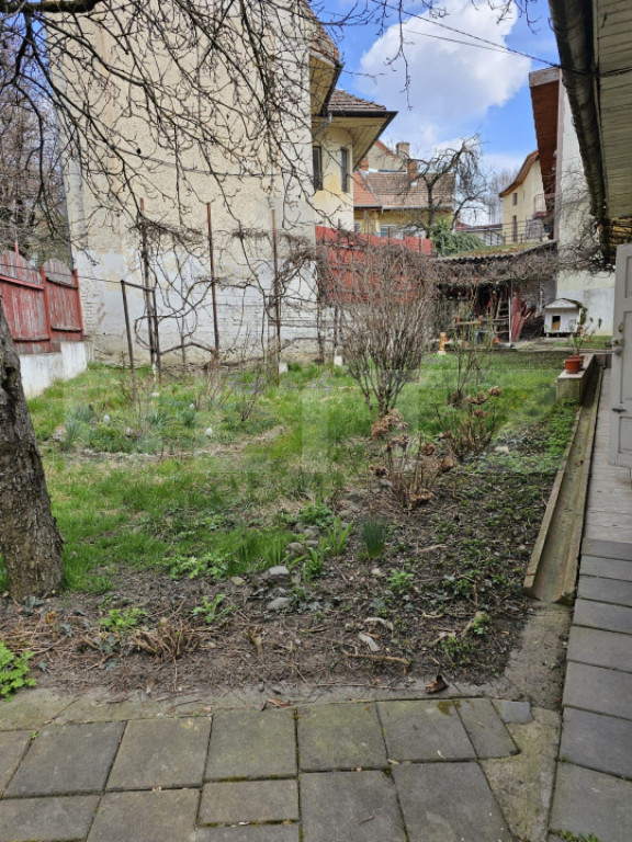 Casă individuală, 306 mp teren, zona Centru Târgu Mureș