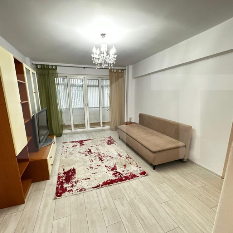 Apartament decomandat de 3 camere, 65 mp, etaj 3, zona Imp