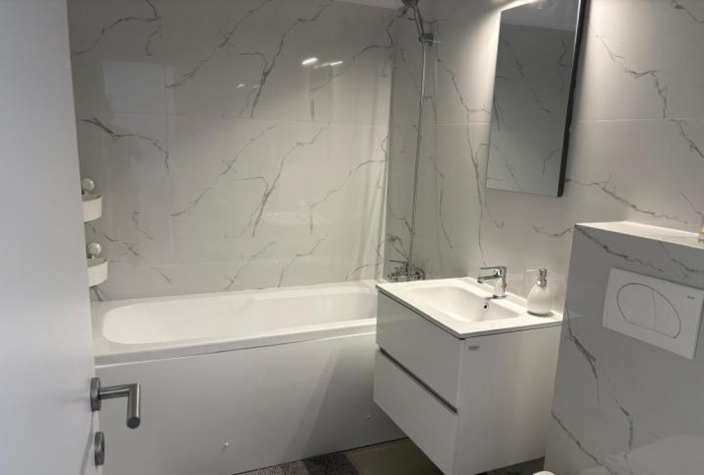 Berceni metrou studio cu parcare