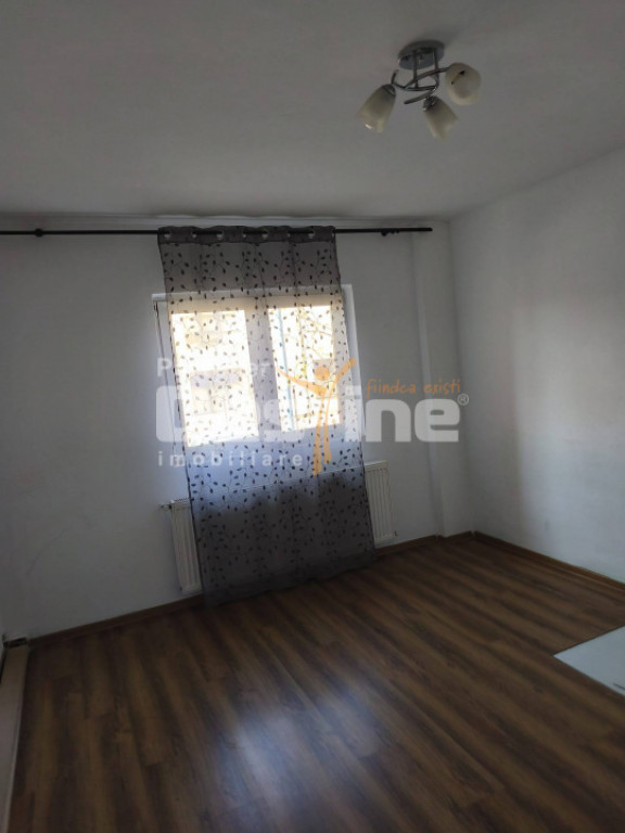 Garsoniera, suprafata de 28 mp cu loc de parcare in cartieru