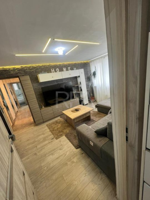 Apartament 3 camere - mobilat la cheie , 1 Decembrie 1918