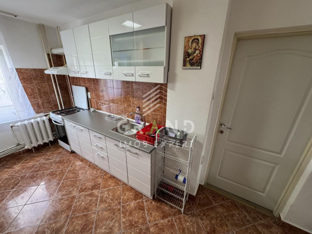 2 CAMERE DECOMANDAT | BALCON | MĂNĂȘTUR / ALEEA BRATEȘ