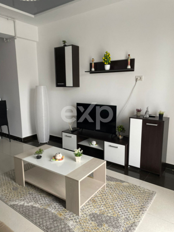 De vânzare apartament de lux ,2 camere decomandate, Mamaia
