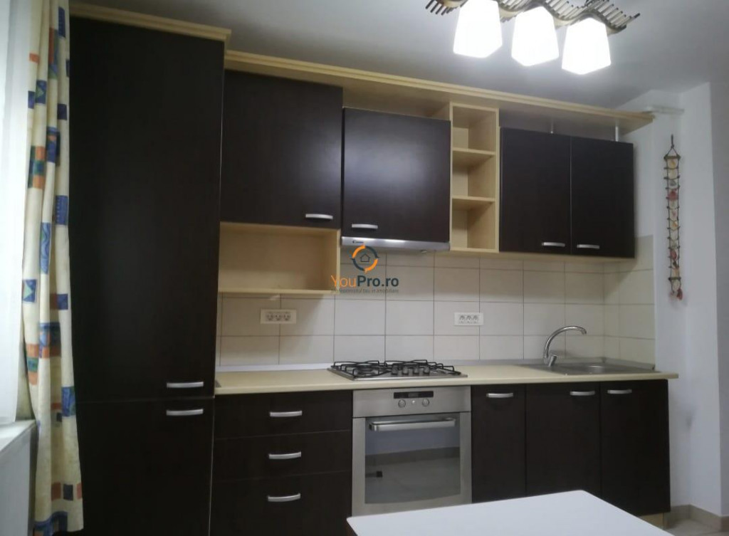 Decomandat 2 camere etaj 1 Zona Spitalul Judetean