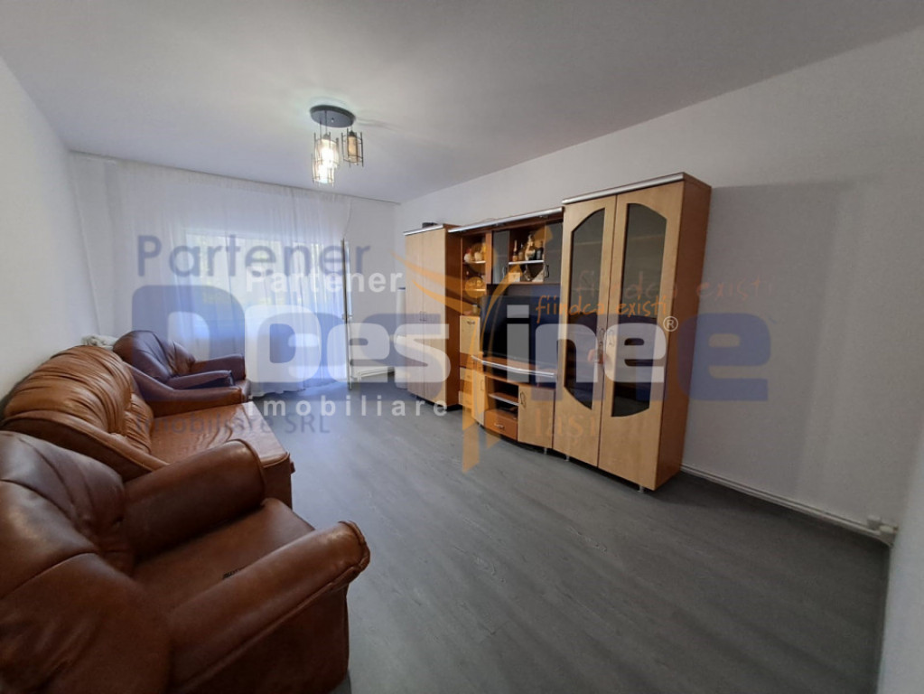 Apartament 3 camere Decomandat, 72 mp, Zona MIRCEA CEL BATRA