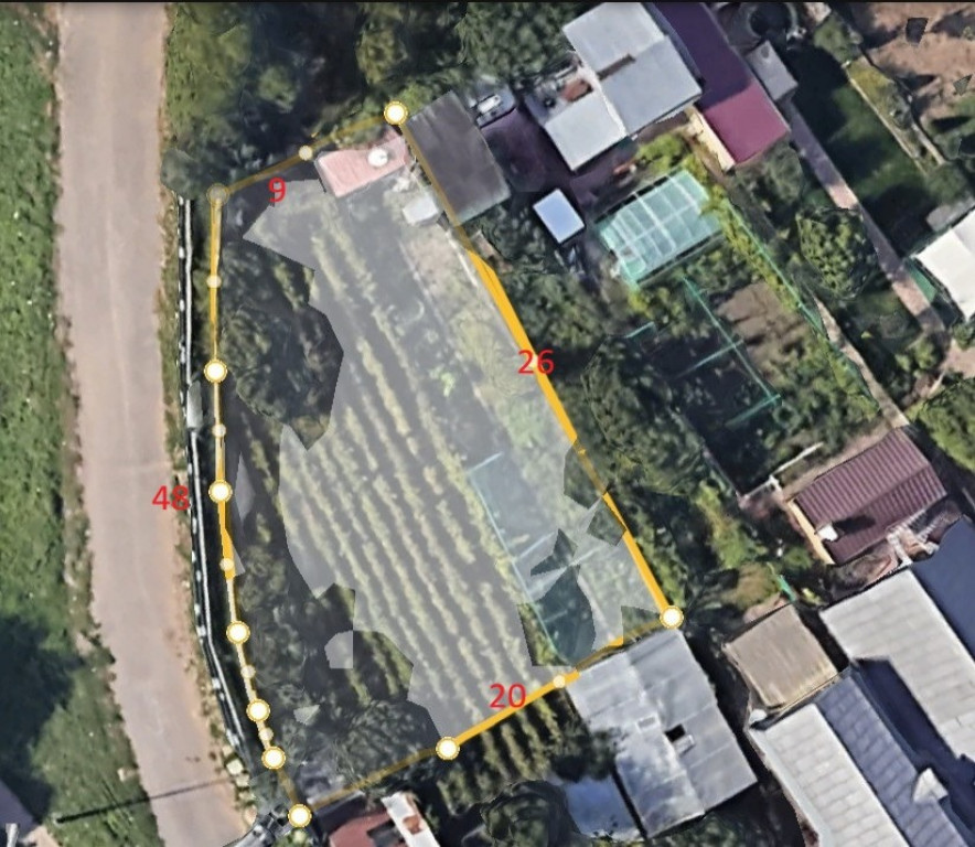 Vand 400mp teren intravilan