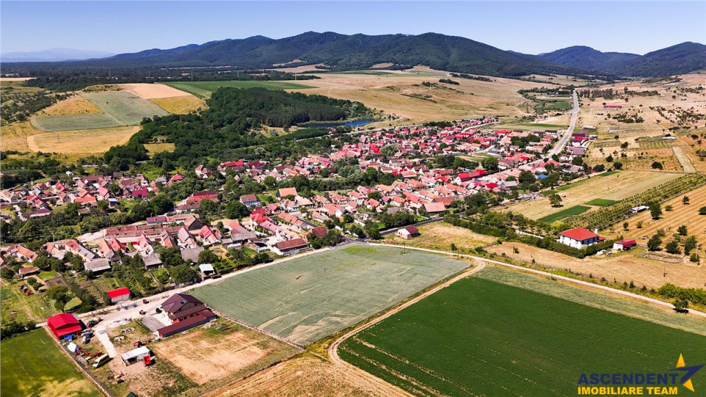 FILM! 1.400 mp, teren intravilan, in Maierus, Brasov