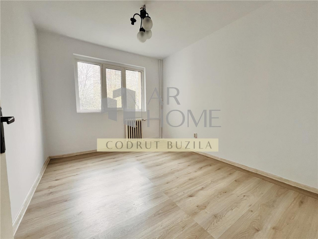 Apartament cu 4 camere de vanzare in Busteni