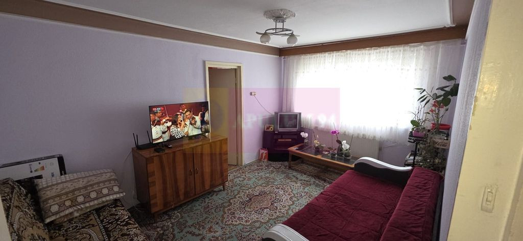 Apartament 2 camere de vanzare in Campina