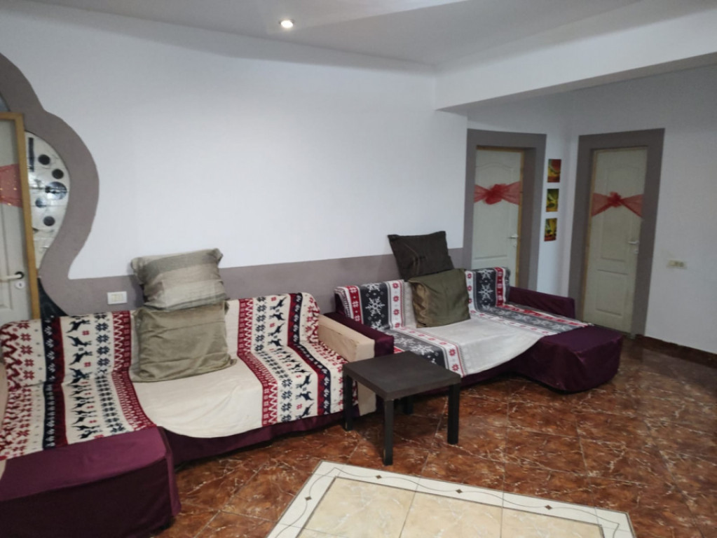 Apartament 3 camere zona Mamaia Nord