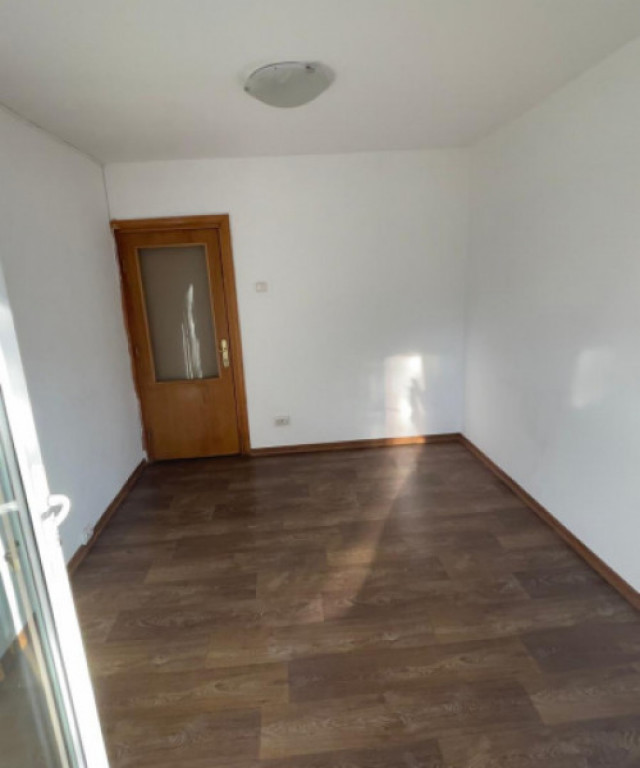 Spatiu comercial situat in zona Inel II