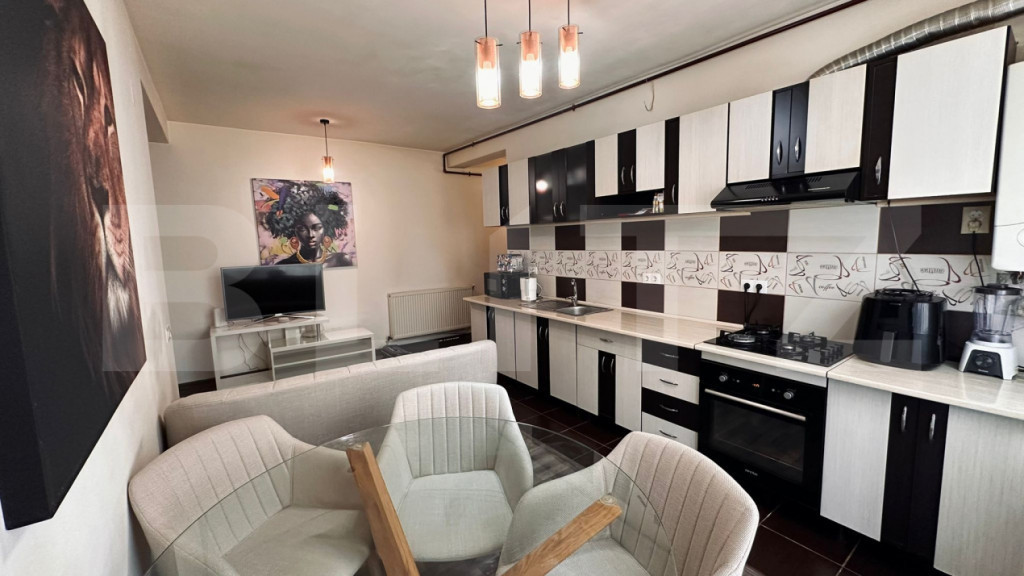 Apartament 3 camere, mobilat si utilat, zona Eroilor