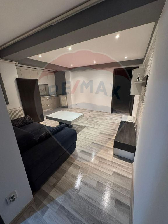 Apartament cu 2 camere de inchiriat , bloc nou, zona Repu...