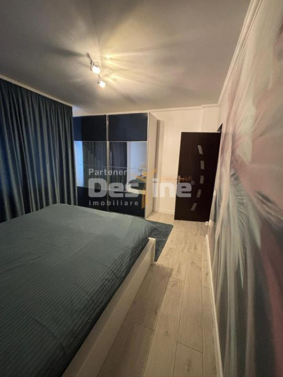 Vand apartament 2 camere 74000 euro+Loc de parcare inclus in