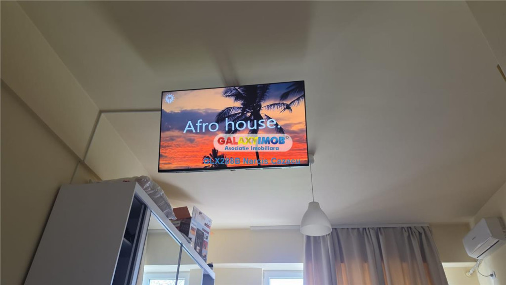 Calea Vacaresti ,Garsoniera etajul 2 centrala,parcare subte