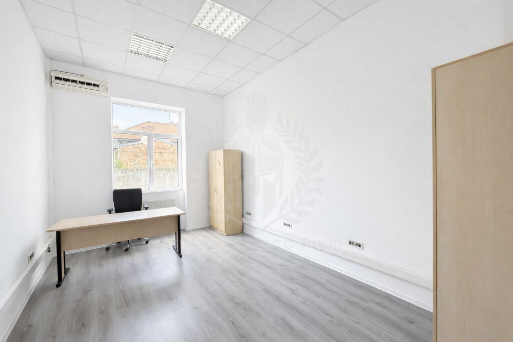 Spatiu Birouri 23 mp, zona centrala - Bulevardul Castanilor