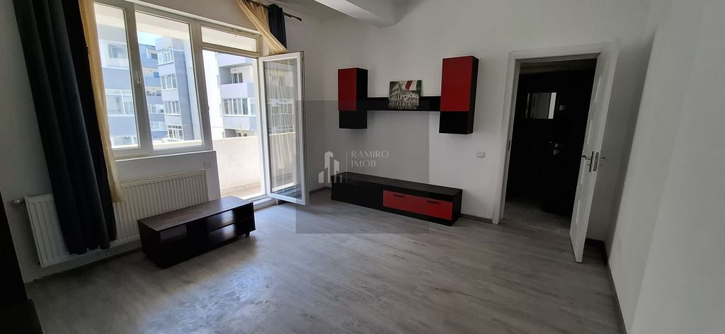 Garsoniera confort 1 etaj 1 centrala proprie Metalurgiei