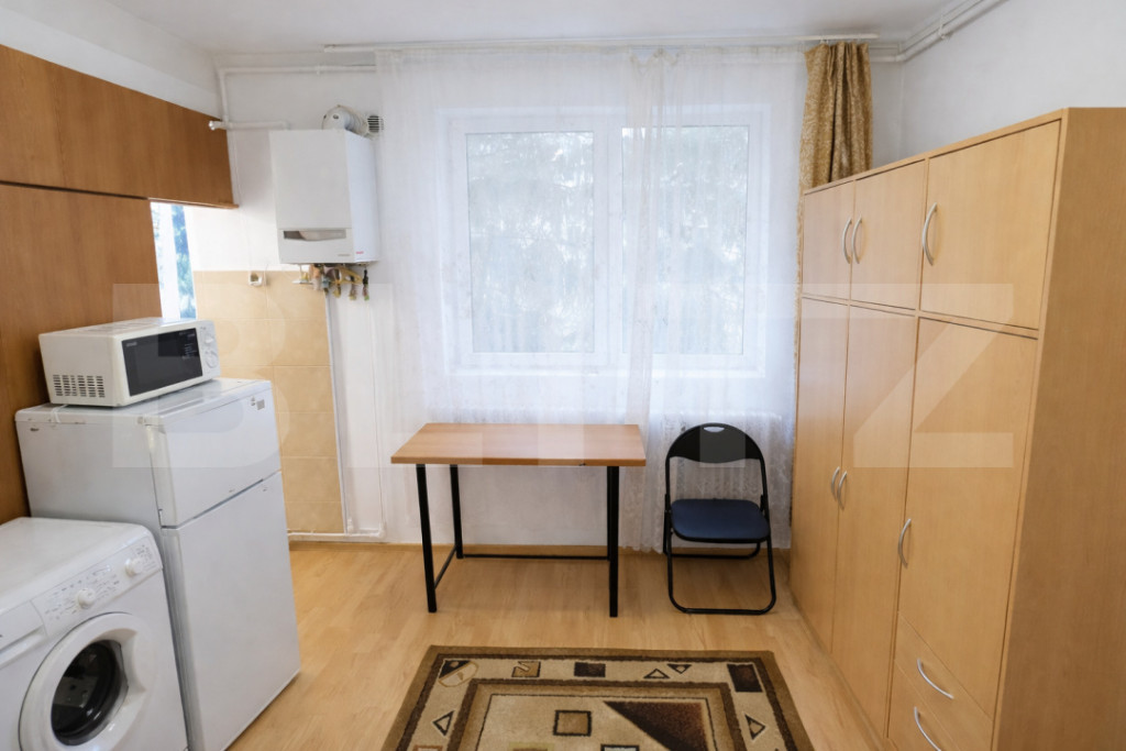 Garsoniera de inchiriat, 25 mp, zona Facultatea de Litere