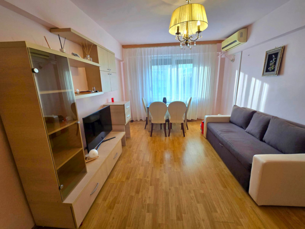 Apartament 2 camere | Piata Ovidiu - Ultracentral | Etaj int