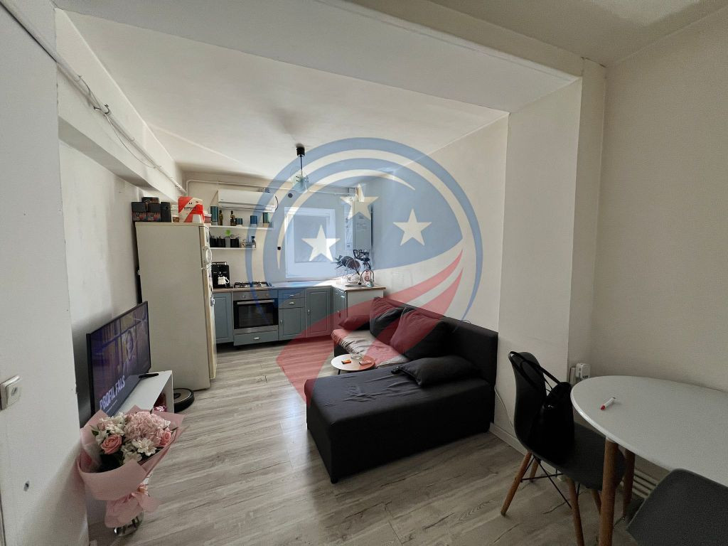 Apartament de vanzare zona 1 Mai