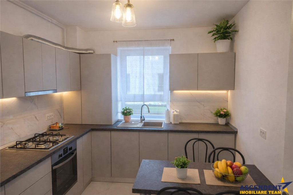 Prima ! Decomandat, 2bai, loc parcare, Tractorul, Brasov