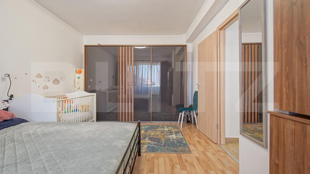 Apartament 2 camere Tractorul, zona de vile, parcare inclusa