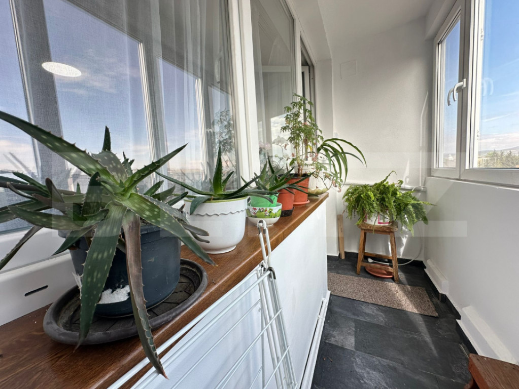 Apartament cu 3 camere, decomandat, zona Progresu, între Ga