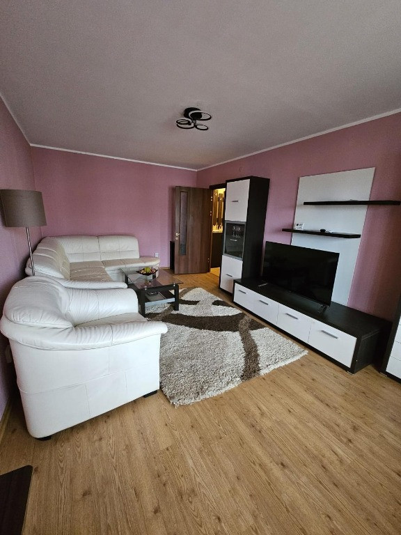 Se inchiriaza apartament 2 camere lux 60 m2 super zona Centrala
