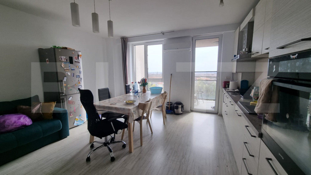 Apartament 3 camere, 2 balcoane, 58 mp, zona Soarelui