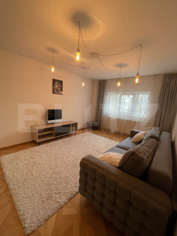 Apartament cu 3 camere, 67 mp, etaj 1 - zona Obcini