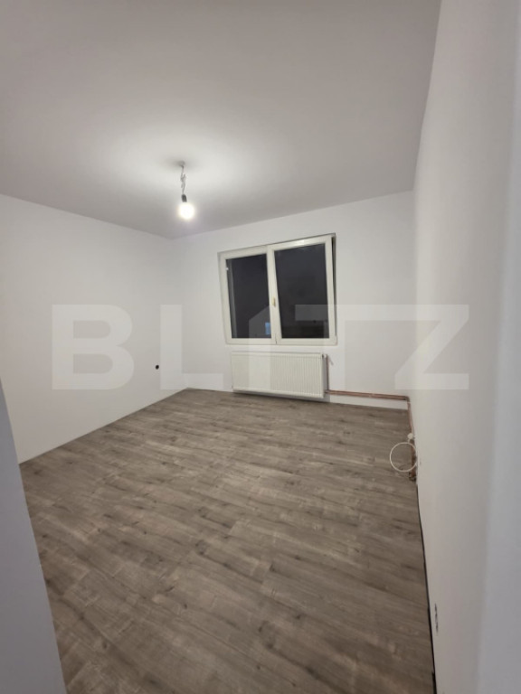 De vânzare apartament 3 camere decomandat – 66,49 mp –