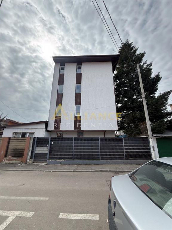Apartament 4 camere