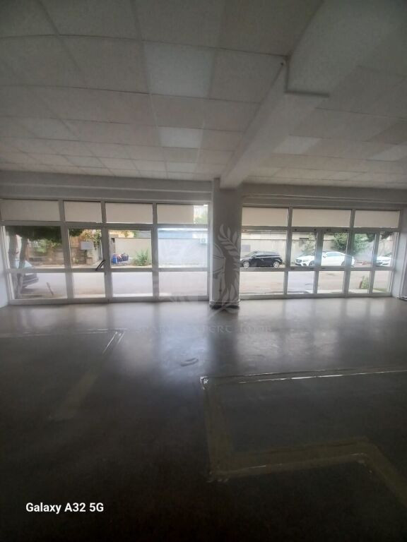 SPATIU COMERCIAL//ZONA DE VEST//PIATA COCOS