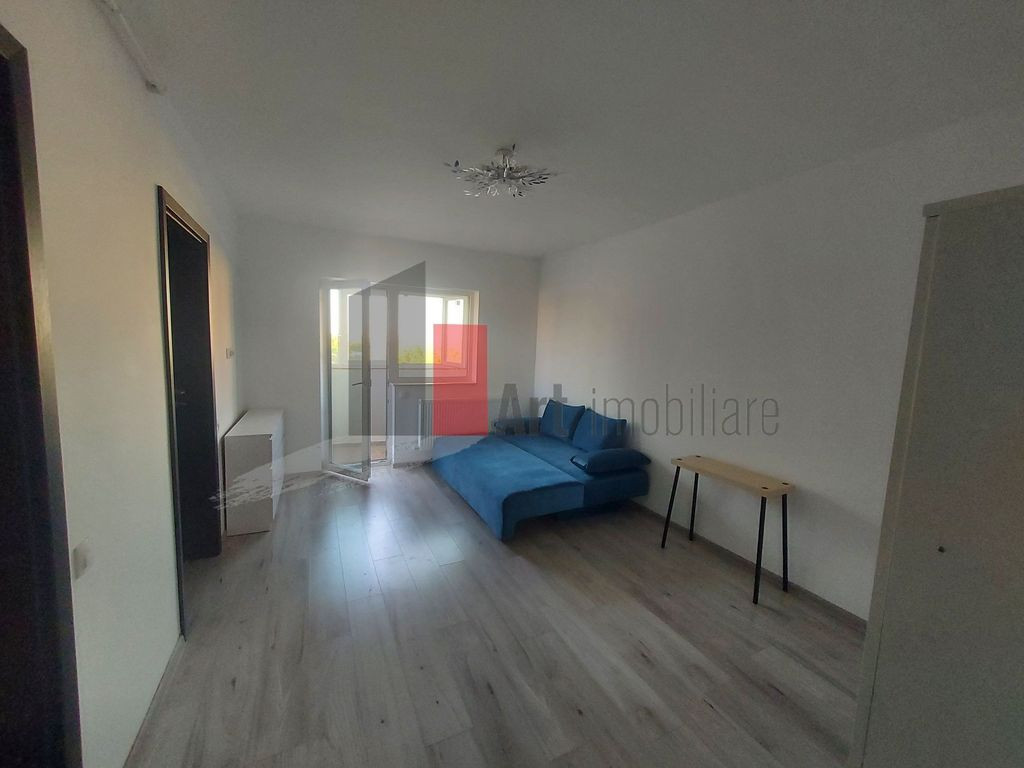 Garsoniera de inchiriat-Aparatorii Patriei-cu centrala