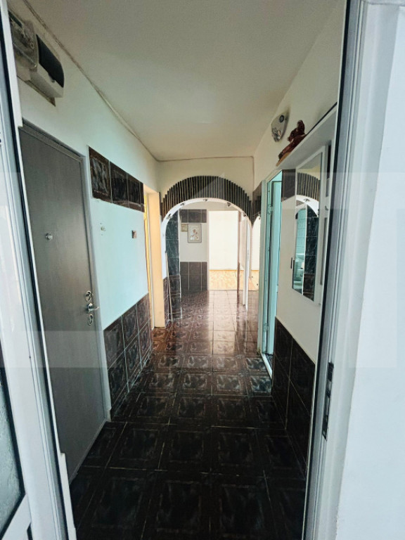 Apartament 2 camere, ideal pentru personalizare - zona Prim?